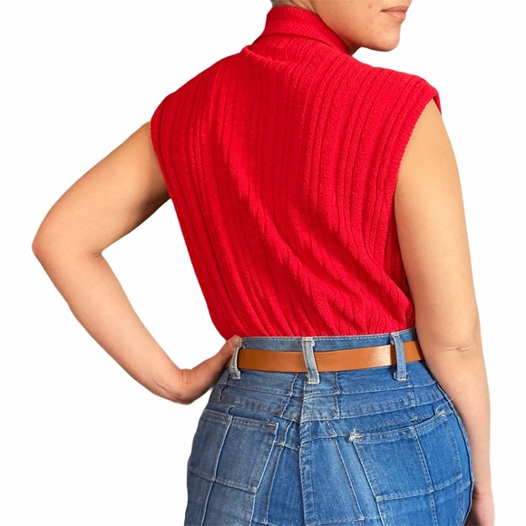 Vintage 70s Ribbed Zip Vest Top - Picture 4 of 7